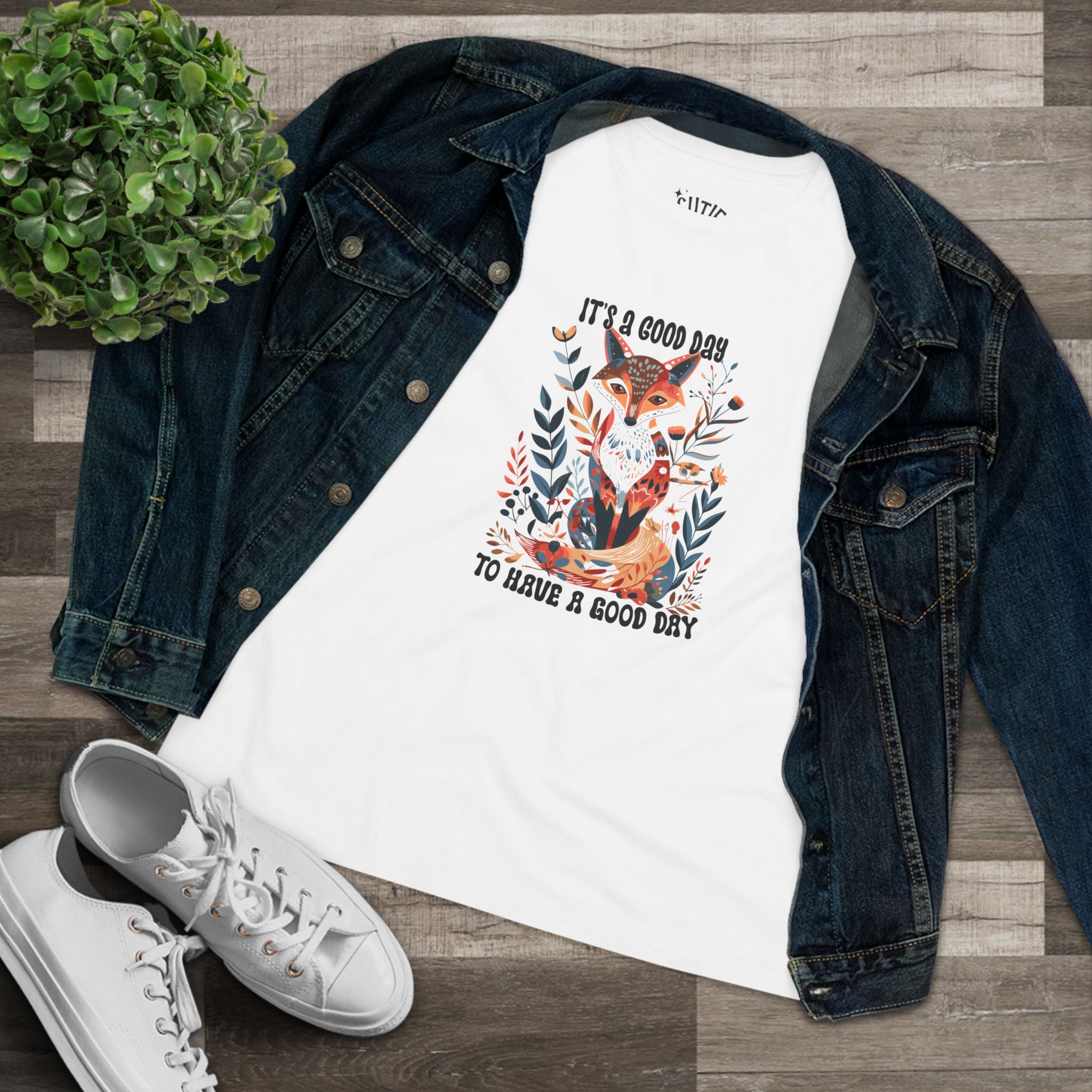 Good Day Flower and Fox Women's Cotton Tee, Cute Graphic Shirt, Gift for Her, Summer Style, Positive Vibes Tee, Casual Outfit