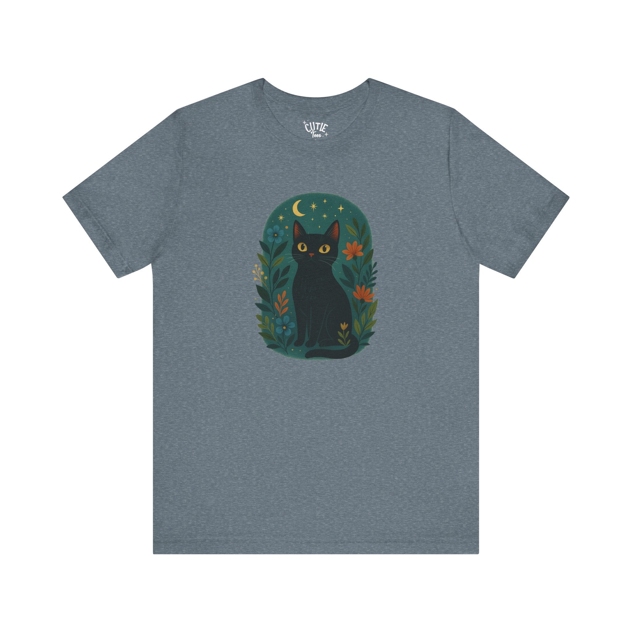 Black Cat Tee, Cute Cat Shirt for Cat Lovers, Cozy Gift for Pet Lovers, Halloween Outfit, Casual Everyday Wear, Mystical Tee